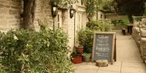 pub connectivity from Marstons